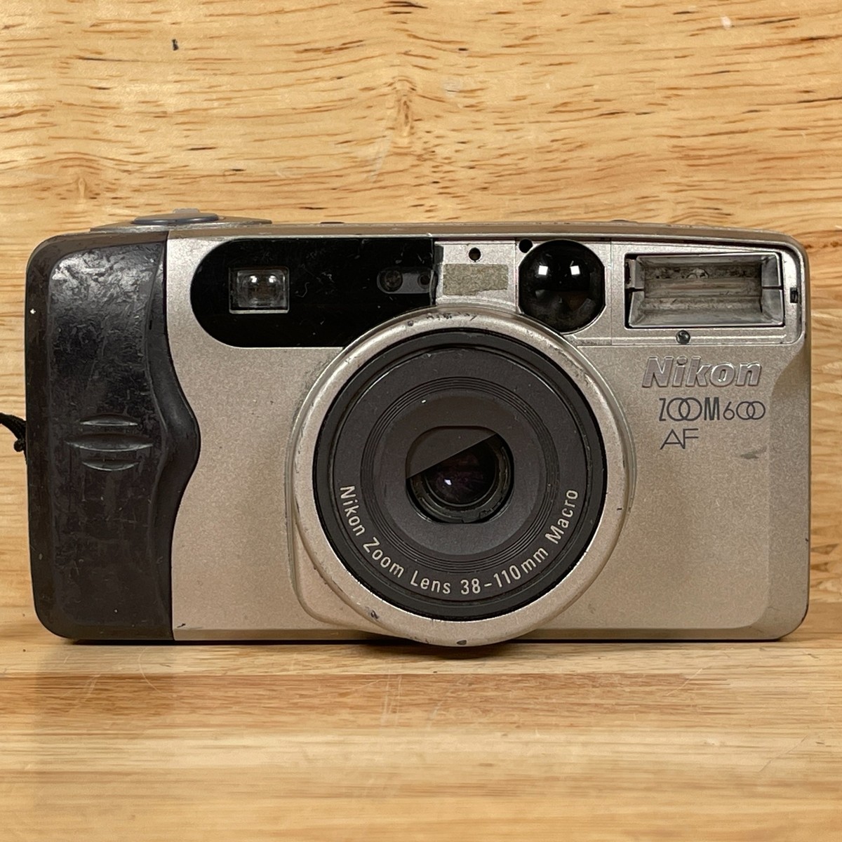 Nikon コンパクトフィルムカメラ ZOOM AF600 ニコンミニ】Nikon AF600 QD レビュー | 収差Love