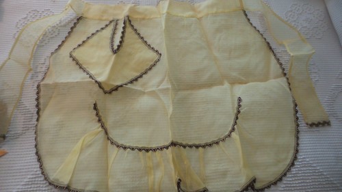 Vintage Lot of 5 HALF APRONS Assorted Floral, Sheer, Paisley #10-24 - Picture 5 of 7
