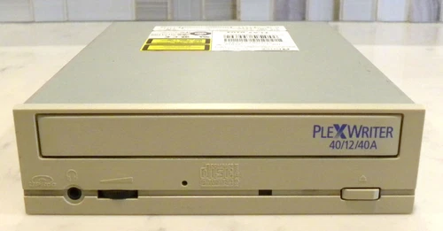 PLEXTOR PlexWriter 40/12/10A PX-W4012TA DVD R/W/CD/Rom IDE/PATA Optical Drive