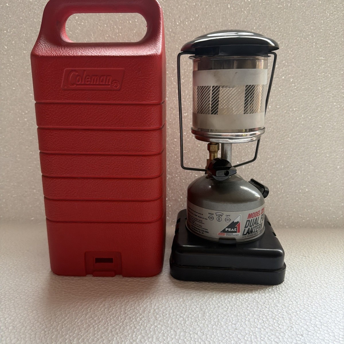 VTG Coleman Lightweight Backpack Lantern Model 229 Peak 1 - Dual