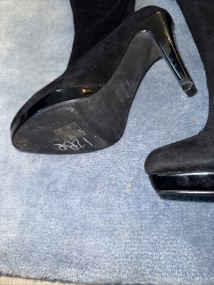 Botas hasta la rodilla Aldo talla 38 7.5 8 usadas en excelente estado gamuza suaves hasta la rodilla cremallera bota alta Foto 2 de 4