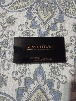Makeup Revolution London Eye Shadow - Hard Day New without Box