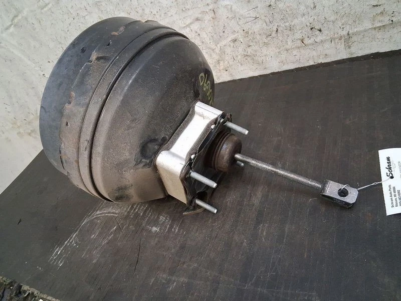 2018 - 2021 FORD EXPEDITION OEM 3.5L BRAKE MASTER CYLINDER W/ BRAKE BOOSTER - Image 3 of 4