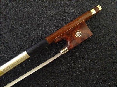Gold Alloy Fitted Pernambuco Violin Bow Snakewood Frog（4/4）Mongolian Horse Hair