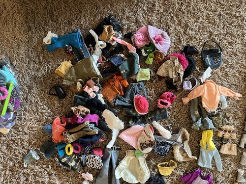 BRATZ Konvolut 11 Puppen mit Schuhen, Kleidung & Zubehör Y2K Vintage teilweise beschädigt - Bild 20 von 22