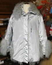 Damen Winterjacke Kapuzenjacke  Tibet Lamm; Echtfell Pelz 48-52 gr.