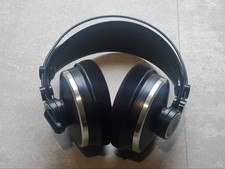 AKG K271 MKII Closed Back Studio Monitor Headphones Used