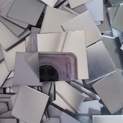 Perfekt für Kunstprojekte Packung mit 100 Glasmosaik Aufklebern Größe 50 x 50