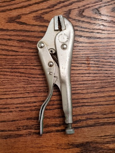 Vintage John Deere Locking Pliers TY3282 Tool Vice Grips - Picture 1 of 13
