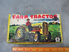 Vintage FARM TRACTOR Friction Powered Toy BOX 1950's RARE SSS Toys Japan