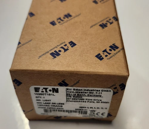 NEW Eaton 10250T181L INDICATING LIGHT HEAVY-DUTY Watertight