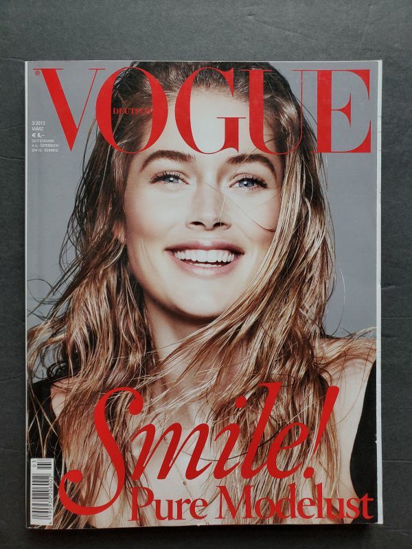 女性情報誌 Vogue Deutsch Magazine March 2022 女性情報誌 Vogue Deutsch Magazine March 2022