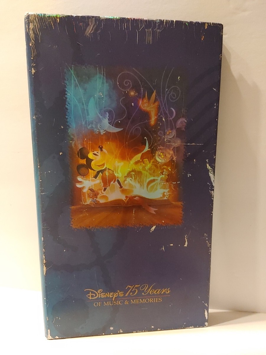 DISNEY'S 75 YEARS Of Music & Memories DELUXE 3 CD (Read