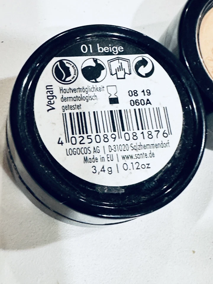 Corrector Camuflaje Santa Crema/Polvo 01 Beige y 02 Arena .12 Oz Foto 2 de 3