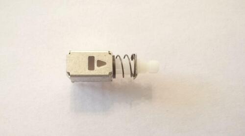 Menge 85 Stück C&K PN21LENA03QE Drucktastenschalter DPDT On-Mom 30V 200mA R/A T/H - Bild 4 von 7
