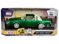1987 BUICK REGAL GREEN W/WHITE INTERIOR "GET LOW" 1/24 DIECAST BY MOTORMAX 79023