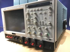 MINT - Tektronix TDS6804B Digital Storage Oscilloscope 8 GHz 20 GS/s