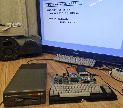 Commodore 1551 Disk Drive Tested with Cables - Photo 2/8