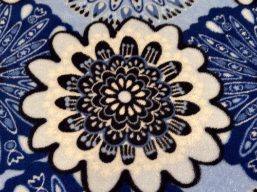Vera Bradley Throw Blanket Fleece 90" x 50" Blue/White Floral #12408-R91 - Picture 14 of 19