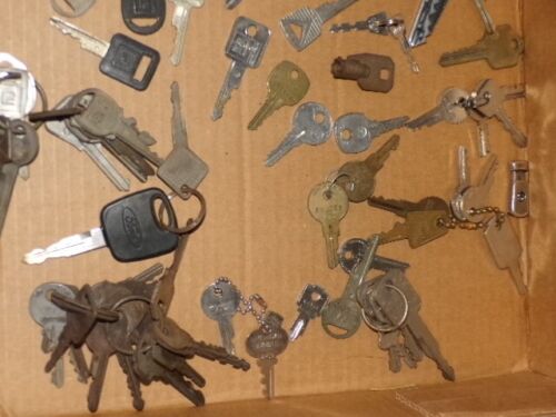 KEYS KEY LOT CAR KEYS REMOTE START CAR FOB FORD CHEVROLET + - Picture 4 of 7