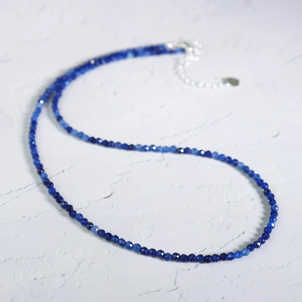 Gargantilla de zafiro delicada piedra cuentas collar cristal de zafiro delicada gargantilla Foto 4 de 4