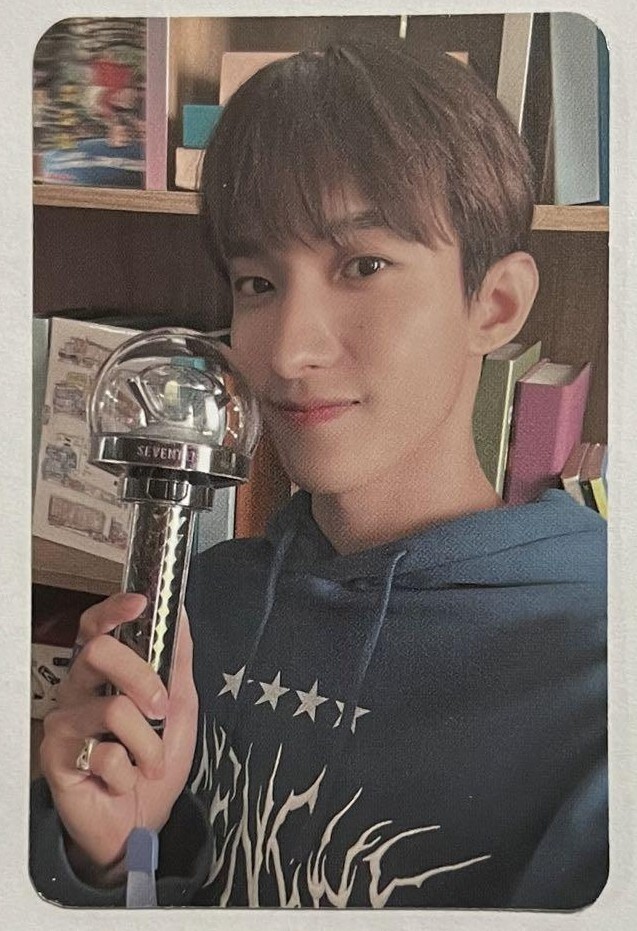 SEVENTEEN TOUR FOLLOW FC CARAT ZONE LTD OFFICIAL PHOTO CARD SEVENTEEN TOUR FOLLOW FC CARAT ZONE LTD OFFICIAL PHOTO CARD