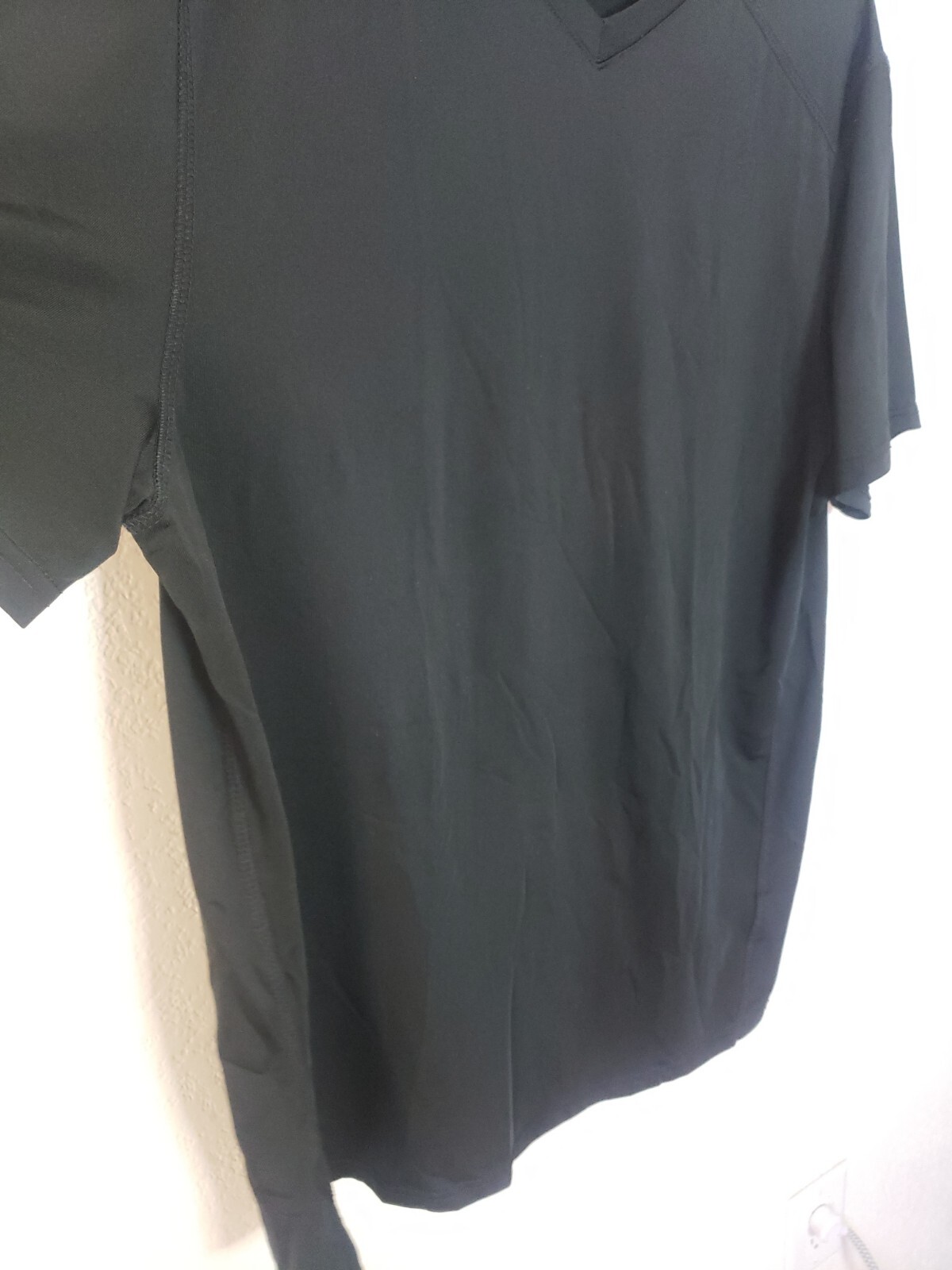 Russell Training Fit DriPower 360 Short Sleeve VNeck TShirt Mens