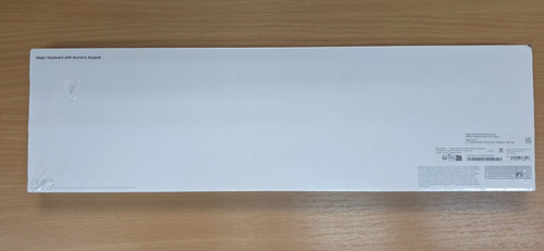 Apple Magic Keyboard with Numeric Keypad -BLUETOOTH - UK - MQ052B/A A1843 - NEW - Picture 2 of 3