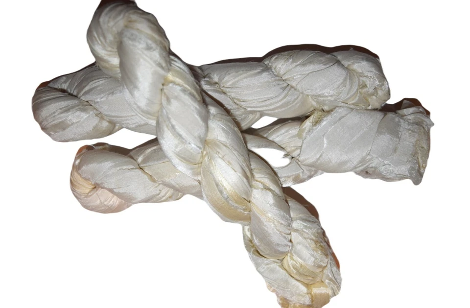 Tariff FREE 100 g Recycled Sari Silk Ribbon Yarn Perle White - Image 2 of 2