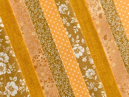 10 100% cotton fabric strips 2.5” x 42” jelly roll quilting floral ochre gold B - Picture 7 of 24