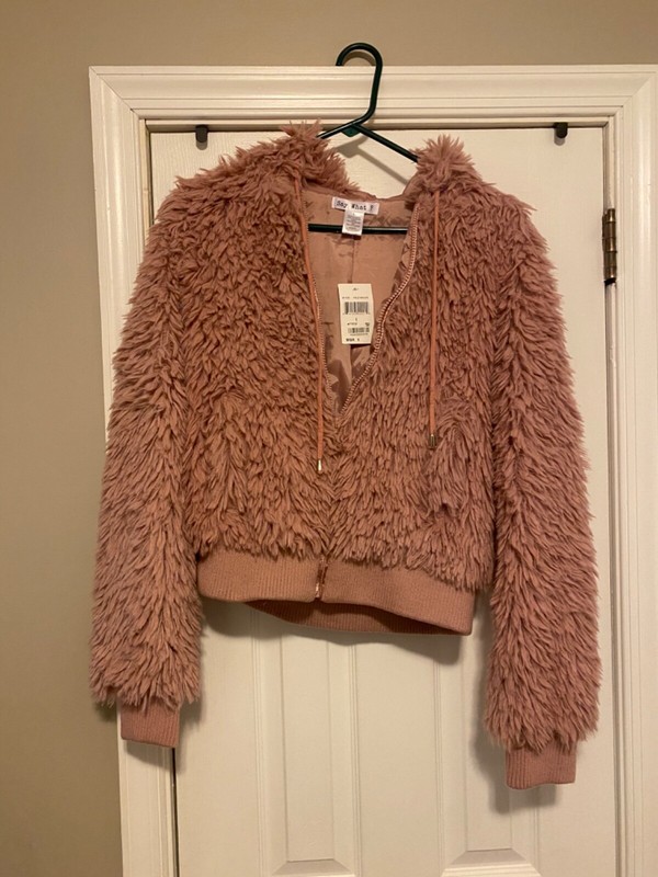 Women's Pale Mauve Shaggy Jacket w/Hood (L) BNWT