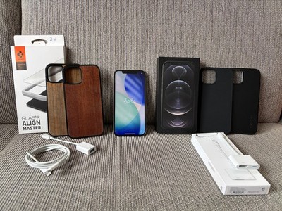 Apple iPhone 12 Pro - 128GB - Graphit - Komplettpaket (Ohne Simlock)
