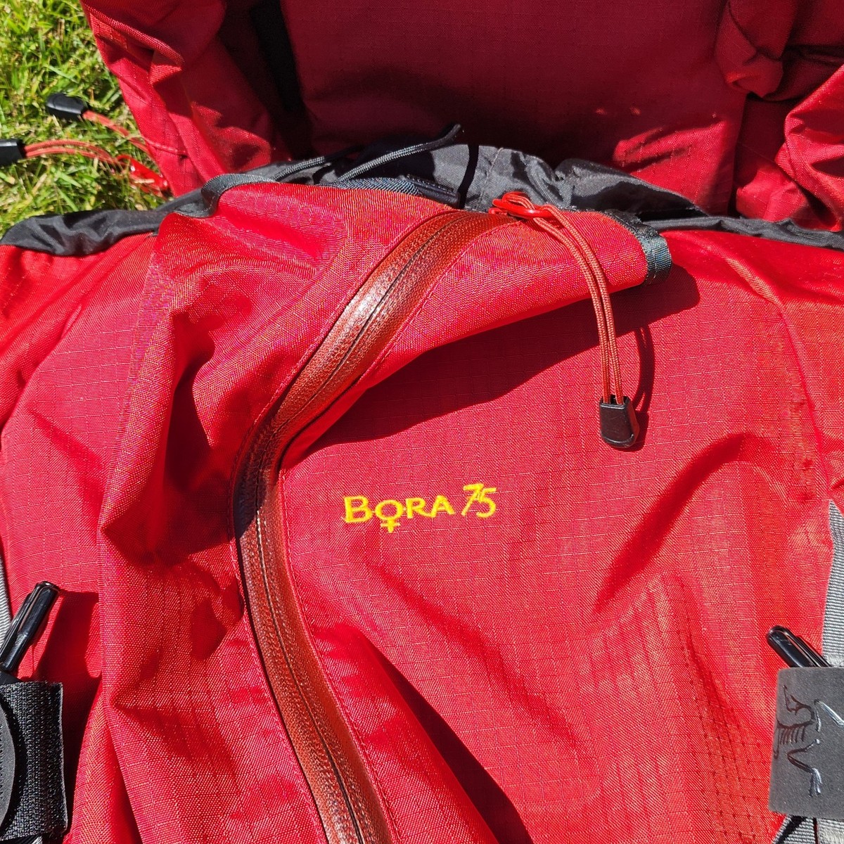 Arc'teryx Bora 75 Pack - Women's, Red, Hiking Backpack, Canadian