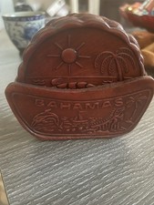 Hand Tooled Leather Coasters  Holder Set of 6 with scalloped edges - BAHAMAS