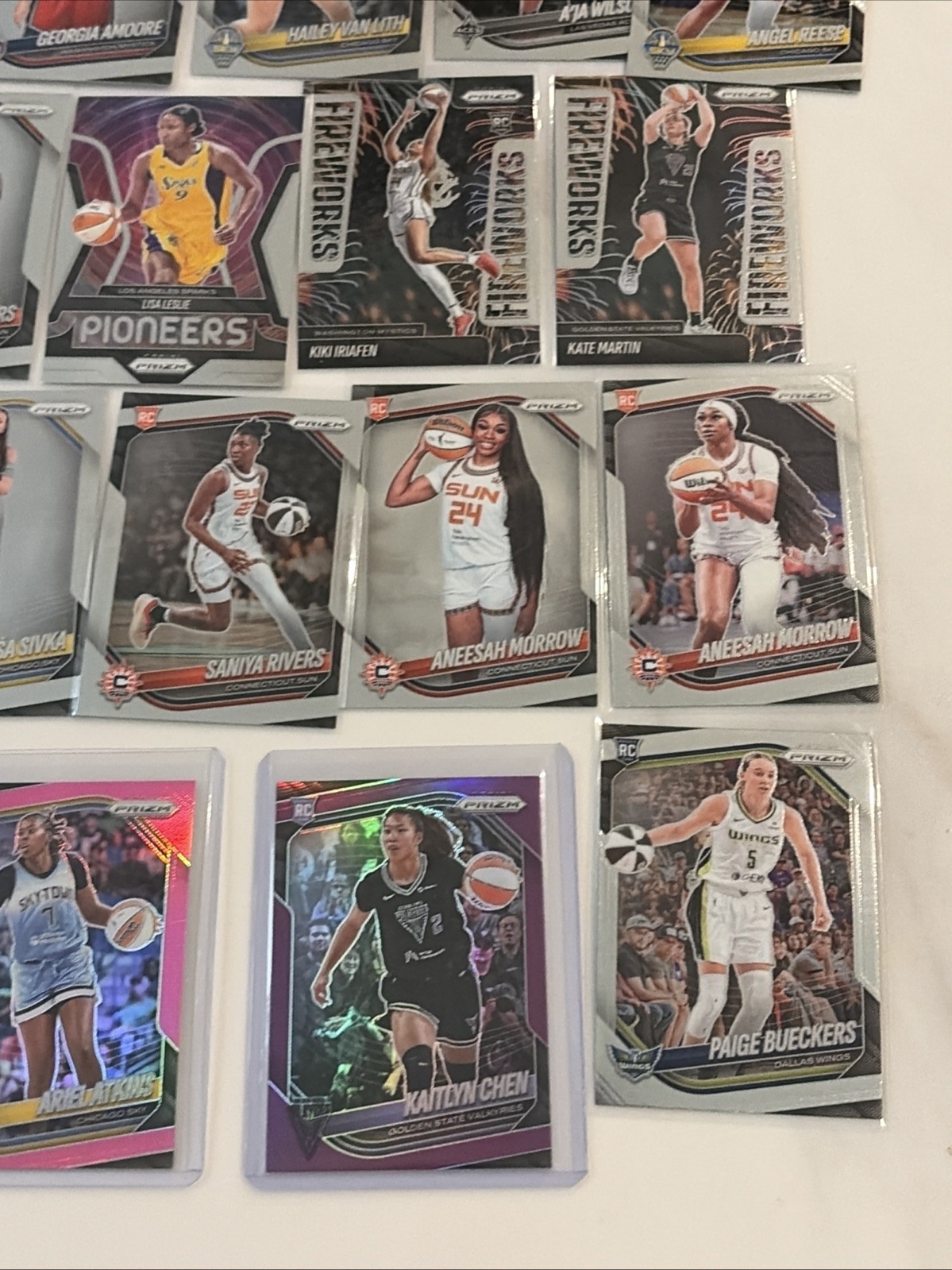 2025 WNBA Prizm Lot - Bueckers, Auto, Citron view 4