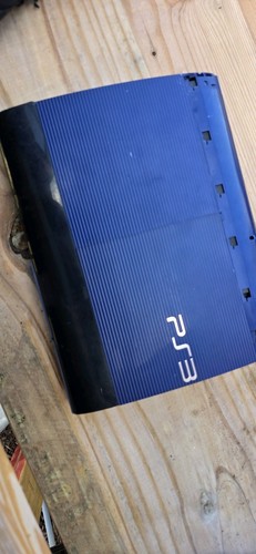 PLAYSTATION 3 SUPER SLIM 250gb - Picture 9 of 11