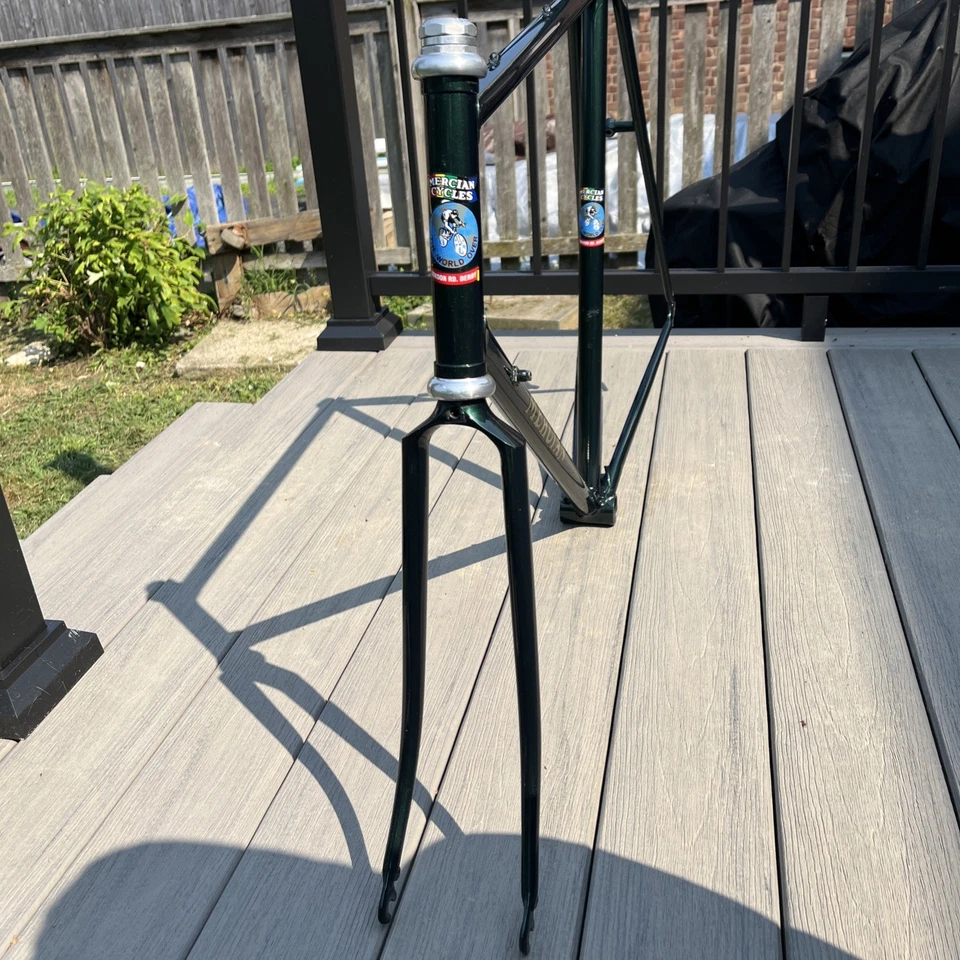 Cuadro vintage 1978 Mercian King of Mercia Road Touring Reynolds 58 cm Foto 2 de 4