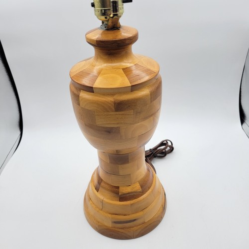 1970's Lamp Wood Turned Marquetry Block Mixed Woods Table Lamp OOAK Vintage - Picture 5 of 11