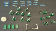 14 Tudor Electric Football Players W/Green TTC Bases Rams Vikings Accessories