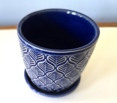 Blue Leaf Pattern Ceramic 4'' X 3.5'' Plant Pot w/Attached Saucer Drainage Hole