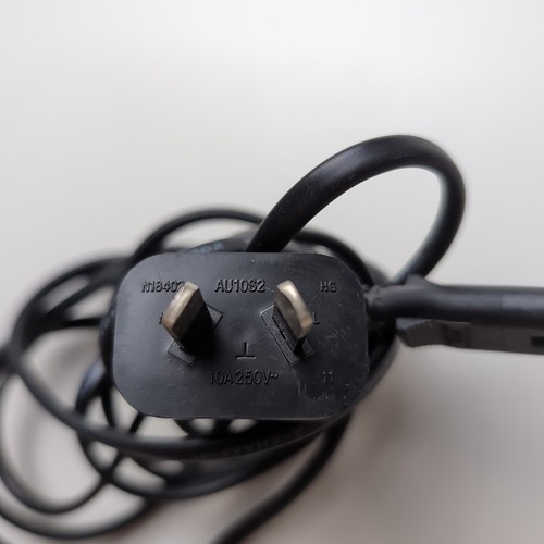 Volex power cable AU plug 10A 250V C7 connector TV monitor appliance cord - Picture 3 of 6