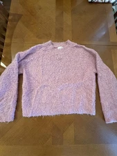 Universal Thread Pink Fuzzy Sweater Medium