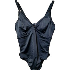 Lands End Swimsuit Black Size 18 Lightly Padded Underwire One Piece NWT
