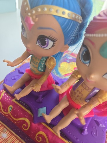Set giocattolo Shimmer And Shine 6" personaggi e tappeto magico volante - Foto 2 di 7