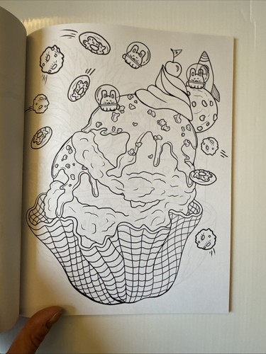 Adult Coloring Book 'Secret Worlds'. Brand New Book - Foto 7 di 11