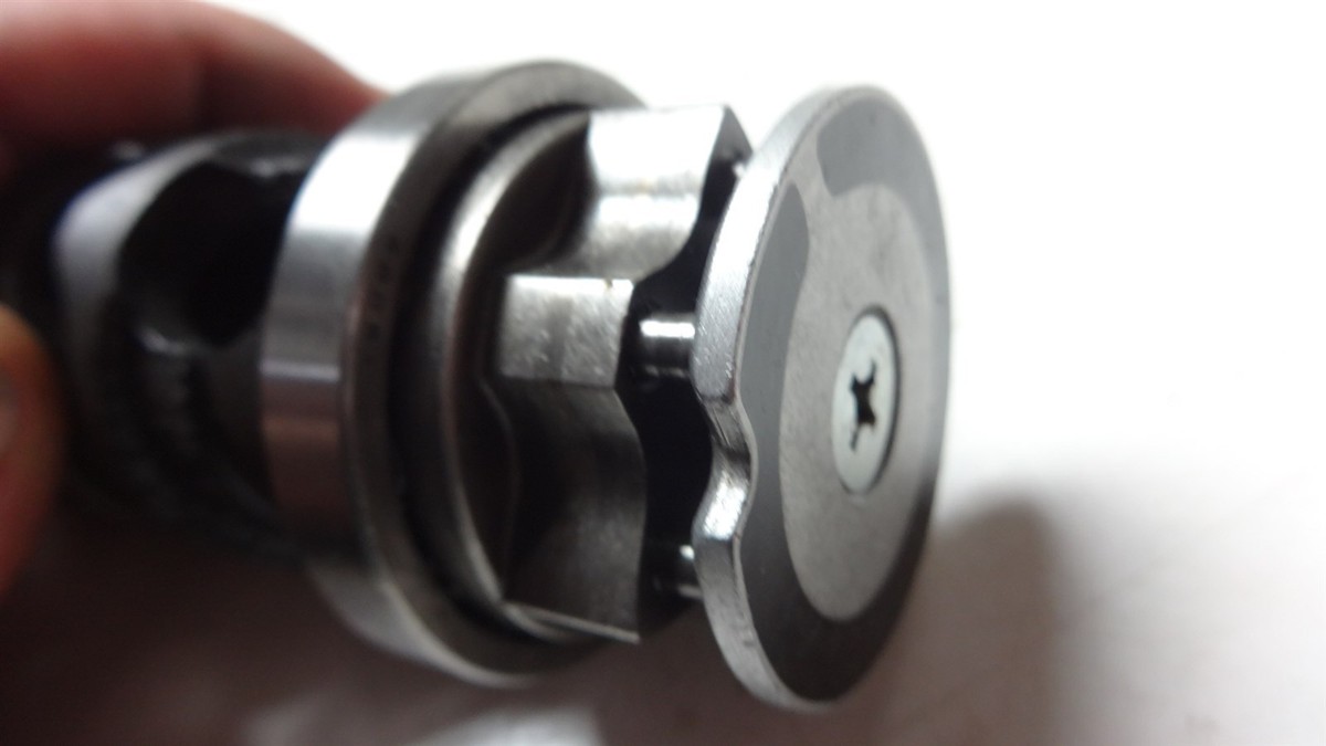 1986 Kawasaki ZX1000 GPZ Ninja KM197B. Engine transmission shift