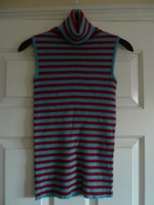 DOLCE & GABBANA DESIGNER SLEEVELESS TOP 95% VIRGIN WOOL ID No: M2135 SIZE 8