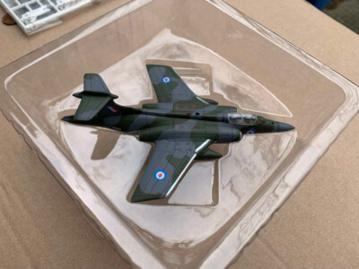 Für Sammler SELTEN Area 88 Blackburn Hawker Siddeley S.MK II Buccaneer 1/144
