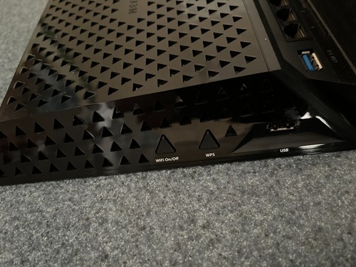 NETGEAR DUAL BAND GIGABIT AC1750 SMART WIFI ROUTER (R6300V2) - Picture 9 of 22