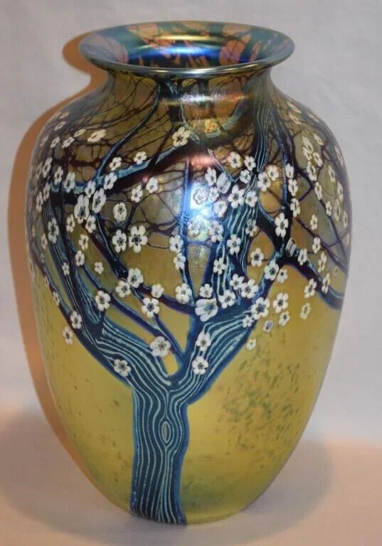 ORIENT & FLUME Studio Art Glass 1981 Hawthorne 12 Inch ORIENT & FLUME Studio Art Glass 1981 Hawthorne 12 Inch